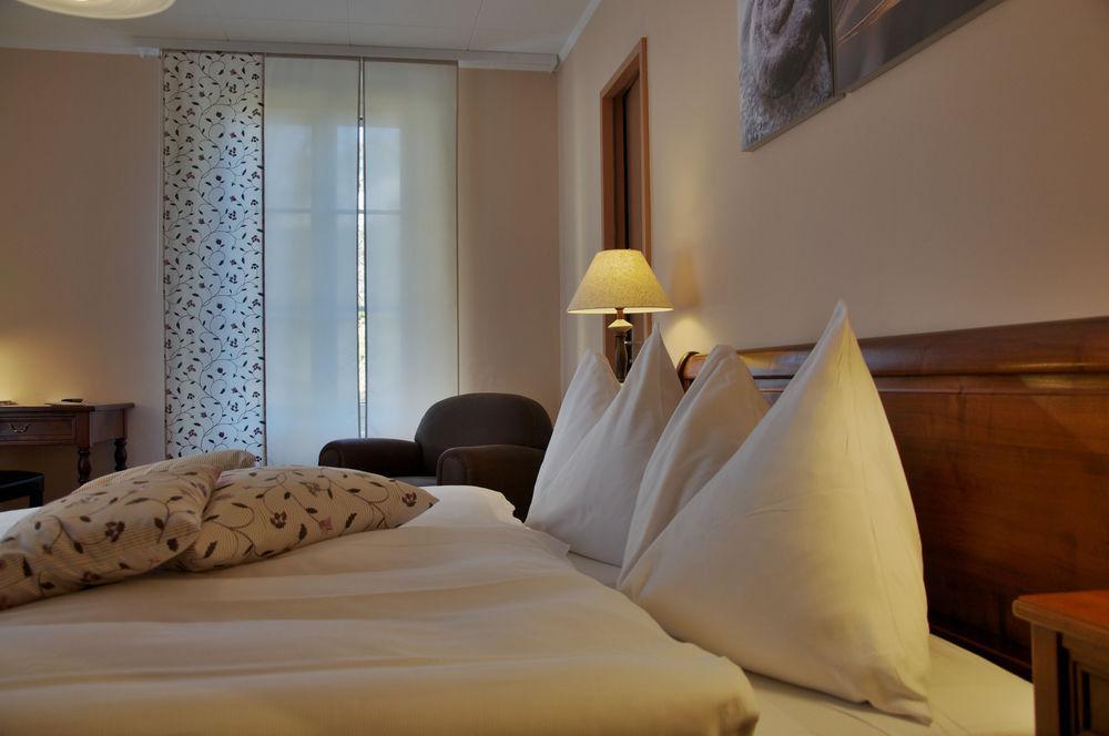 לוזאן Hostellerie Les Chevreuils מראה חיצוני תמונה