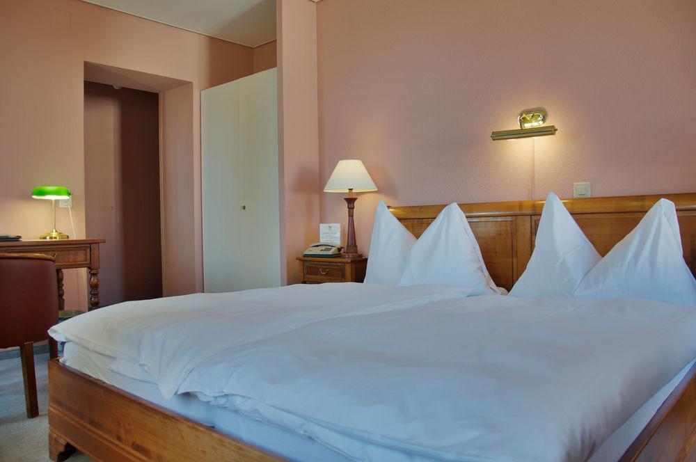 לוזאן Hostellerie Les Chevreuils מראה חיצוני תמונה